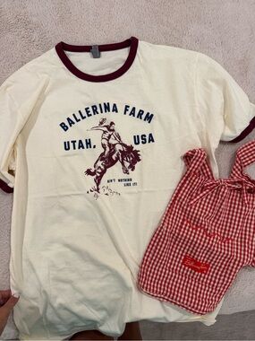 Ballerina Farm Tshirt and bag set - Cream & Red